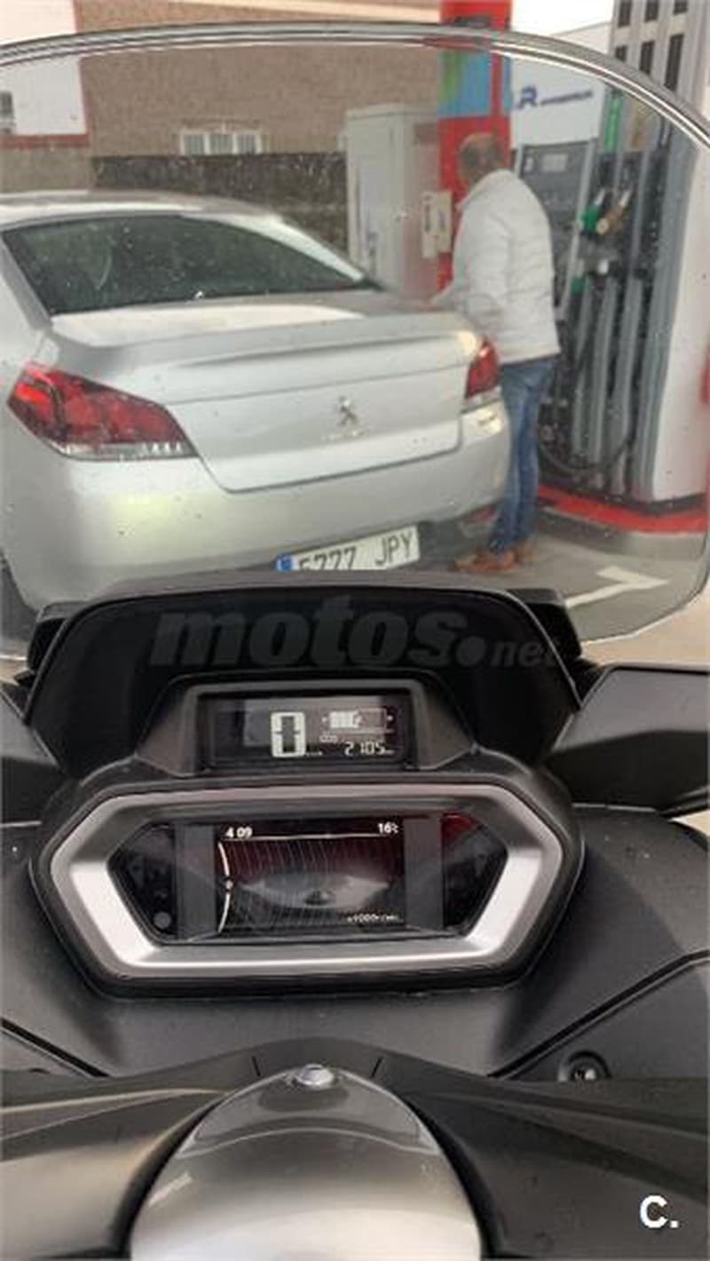 Yamaha XMAX 125 – Vista 3