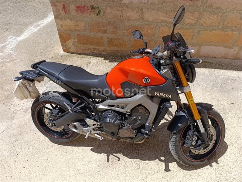 Yamaha MT 09 ABS – Vista 8