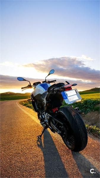 BMW F 900 R – Vista 2