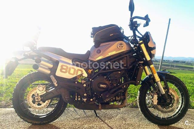 Benelli Leoncino 800 5300 € 2022 Araba - 1