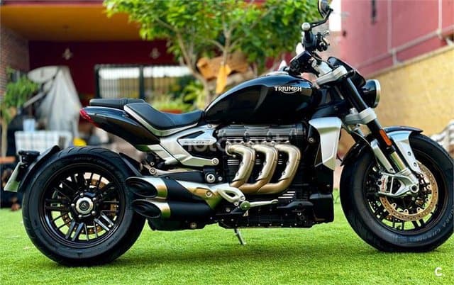 Triumph Rocket – Vista 3