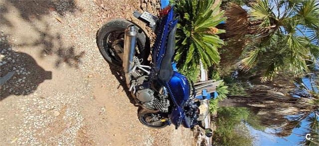 Suzuki GSF 600 Bandit S – Vista 2