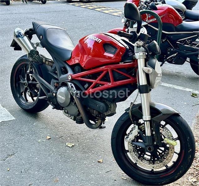 Ducati Monster 796 4750 € 2011 Pontevedra - 1