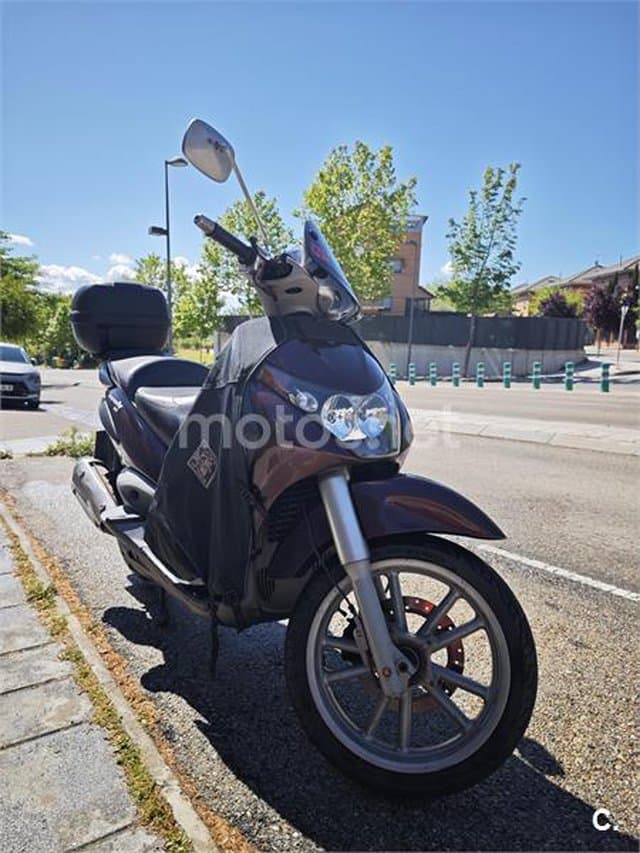 Piaggio Beverly 200 550 € 2003 Madrid - 5