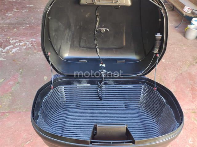 Suzuki GSF Bandit 650 S – Vista 8