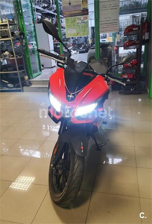 Aprilia Tuono 125 3300 € 2024 Madrid - 2