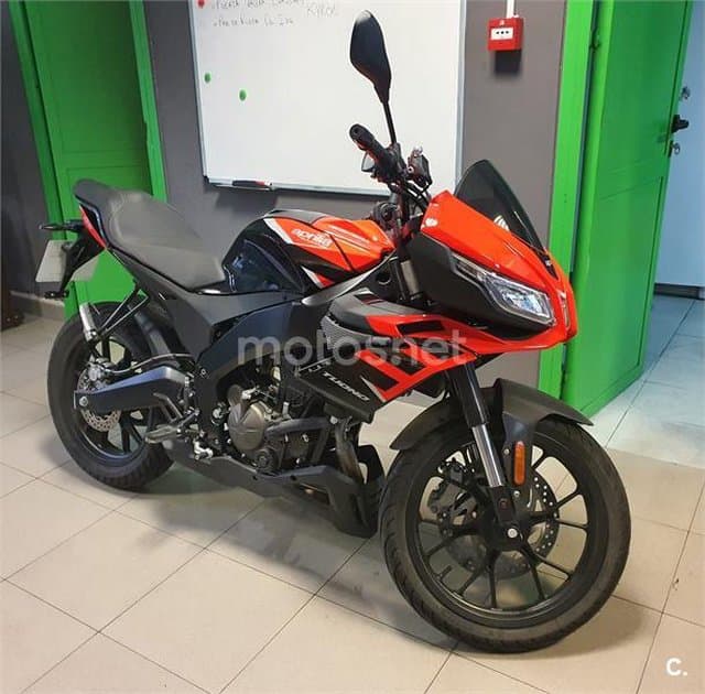 Aprilia Tuono 125 3300 € 2024 Madrid - 4