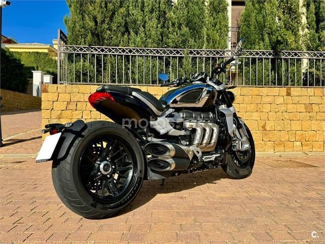 Triumph Rocket 3 – Vista 2