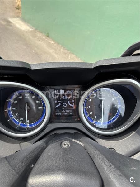 Yamaha TMAX 8400 € 2018 Cantabria - 5