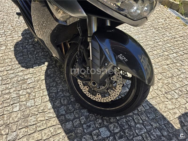 Kawasaki GTR 1400 – Vista 8
