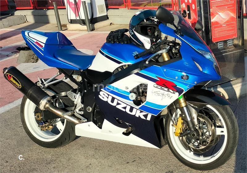 Suzuki GSX R750 – Vista 1