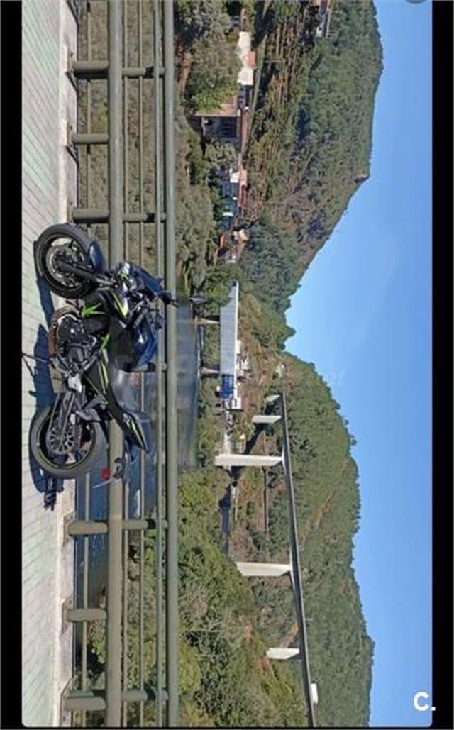 Kawasaki Z 650 6500 € 2021 Ourense - 2