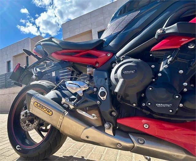 Triumph Street Triple R 4400 € 2013 Madrid - 6