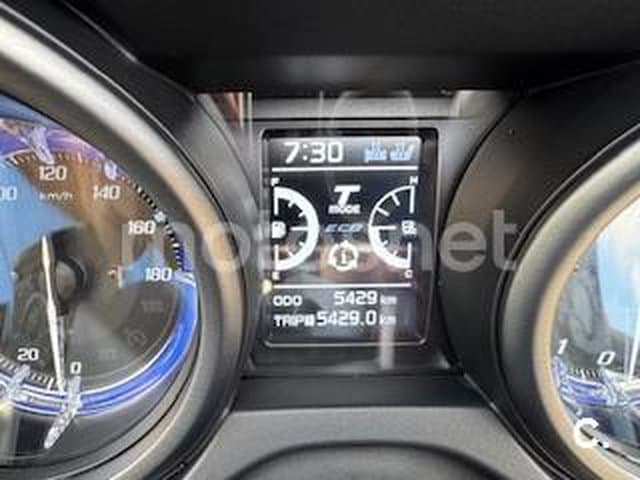 Yamaha TMAX 560 TECH MAX – Vista 3