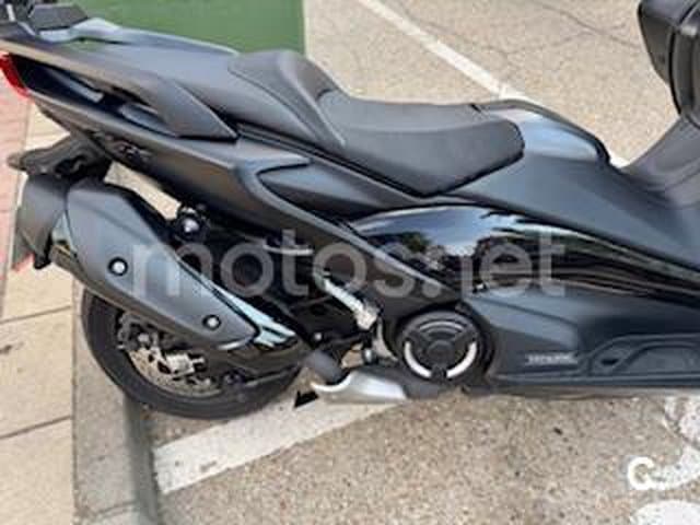 Yamaha TMAX 560 TECH MAX – Vista 9