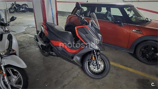 Kymco DTX 125 – Vista 3