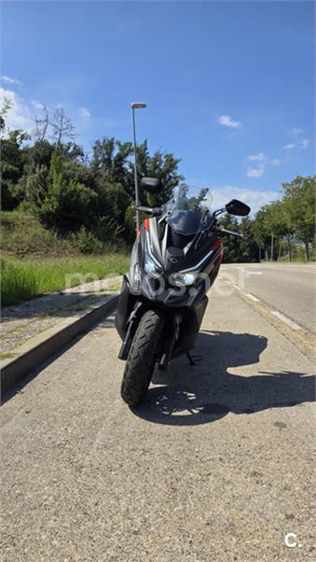 Kymco DTX 125 – Vista 10