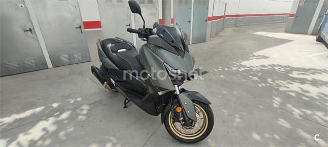 Yamaha XMAX 400 – Vista 1