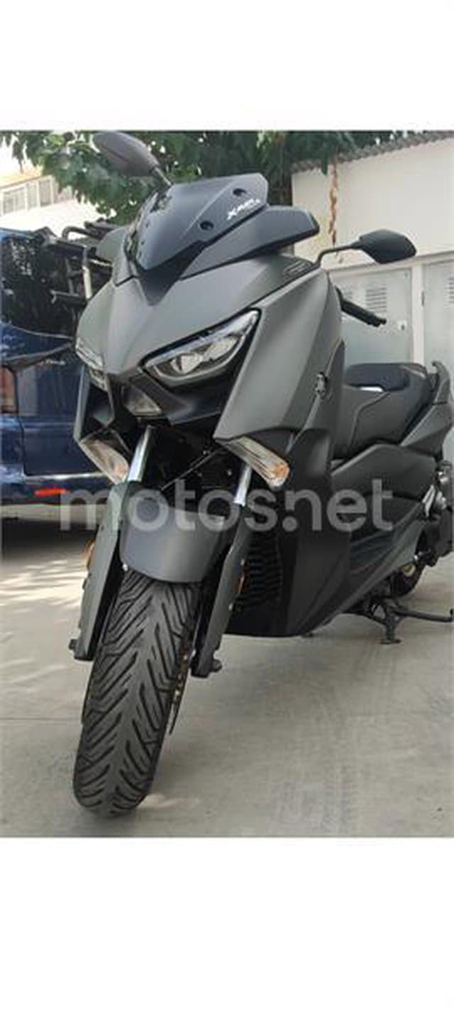 Yamaha XMAX 400 – Vista 7