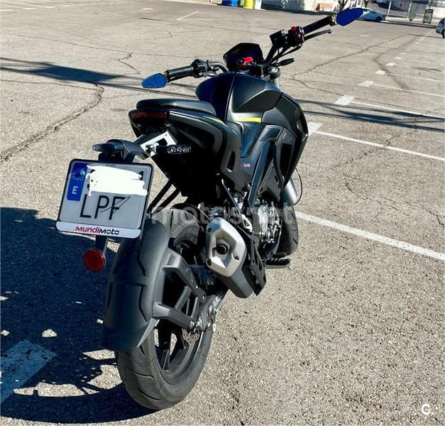 Keeway RKF 125 – Vista 4