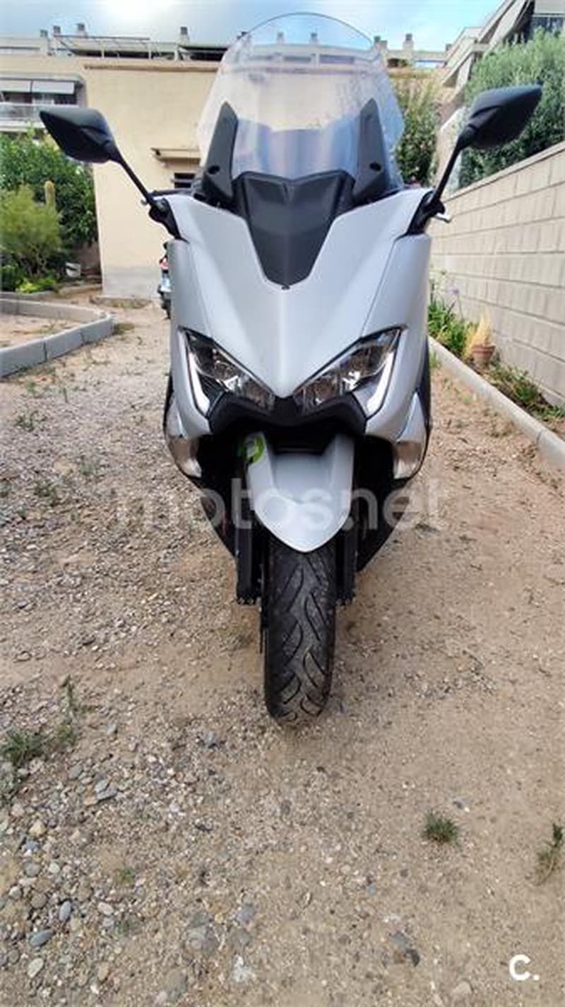 Yamaha TMAX 530 – Vista 3