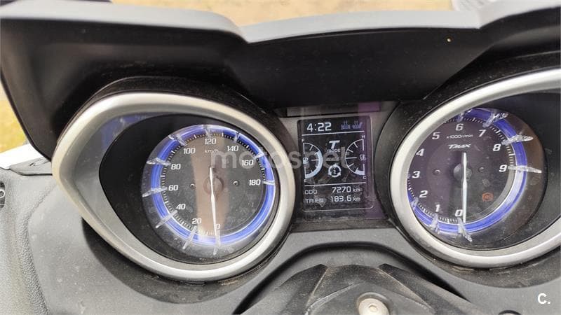 Yamaha TMAX 530 – Vista 7