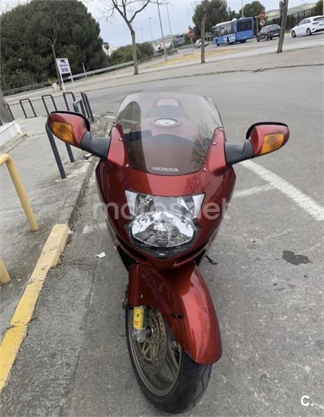Honda CBR 1100 XX – Vista 3