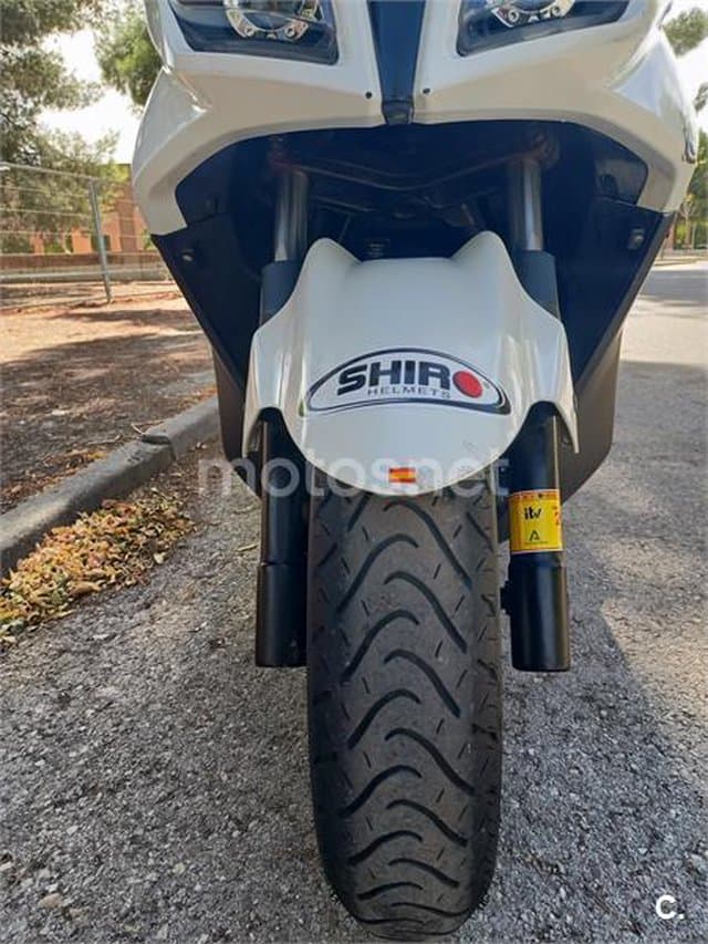 Kymco Super Dink 300I ABS 2400 € 2014 Madrid - 3