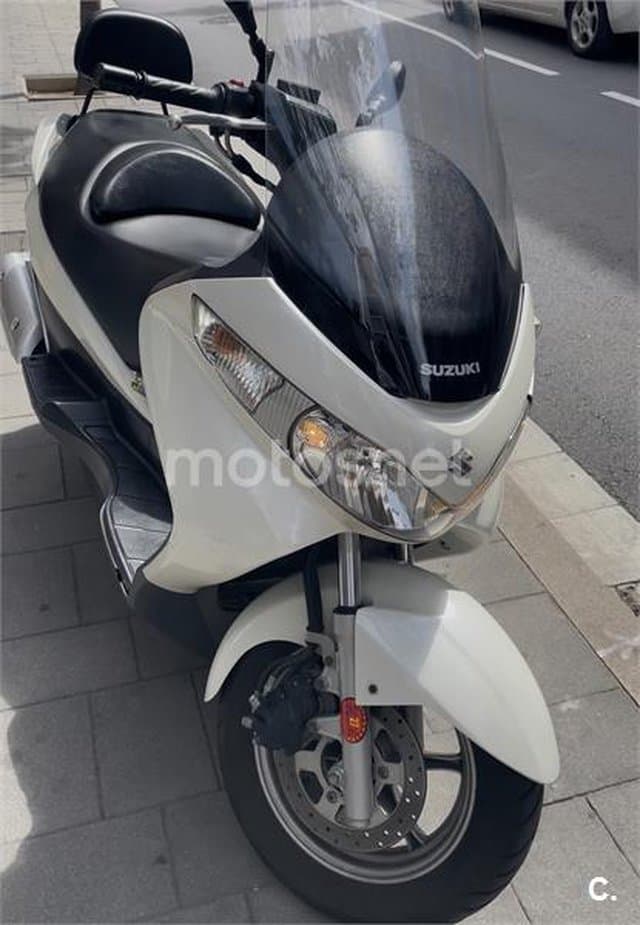 Suzuki BURGMAN 125 1800 € 2011 Barcelona - 1