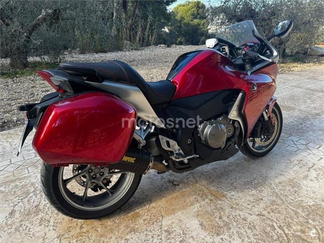 Honda VFR 1200 F – Vista 4