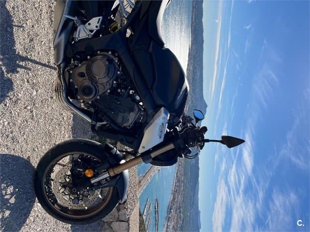 Honda CB 650 R – Vista 2