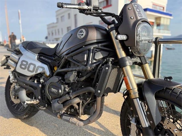 Benelli Leoncino 800 5500 € 2023 Cantabria - 7