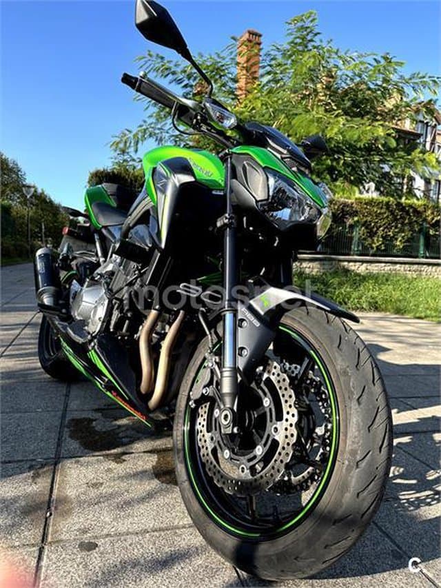Kawasaki Z 900 – Vista 3