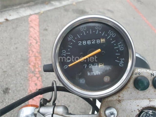 Suzuki VanVan 125 – Vista 2