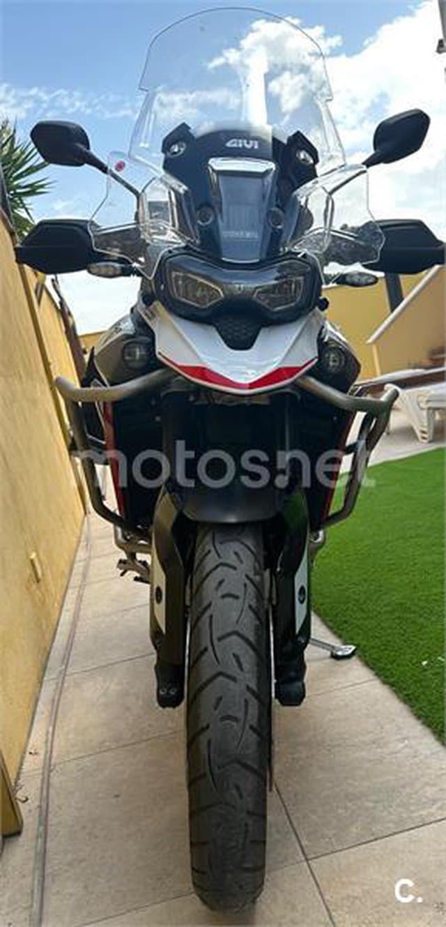 Triumph Tiger 900 – Vista 14