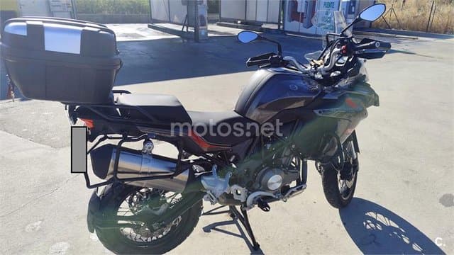 Benelli TRK 502 – Vista 4