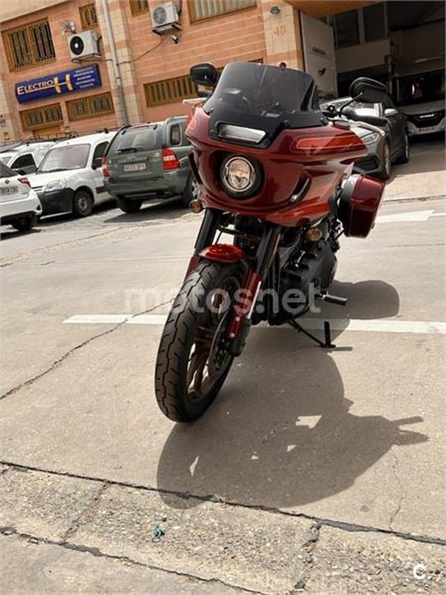 Harley-Davidson Low Rider ST – Vista 2