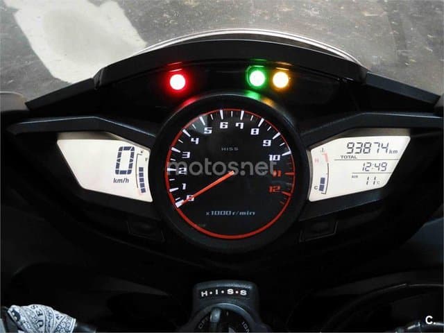 Honda VFR 1200 F – Vista 8