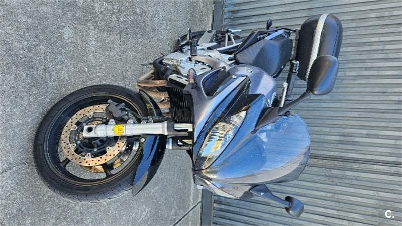 Yamaha FZ6 S – Vista 1