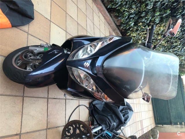 Suzuki BURGMAN 400 2300 € 2007 Pontevedra - 2