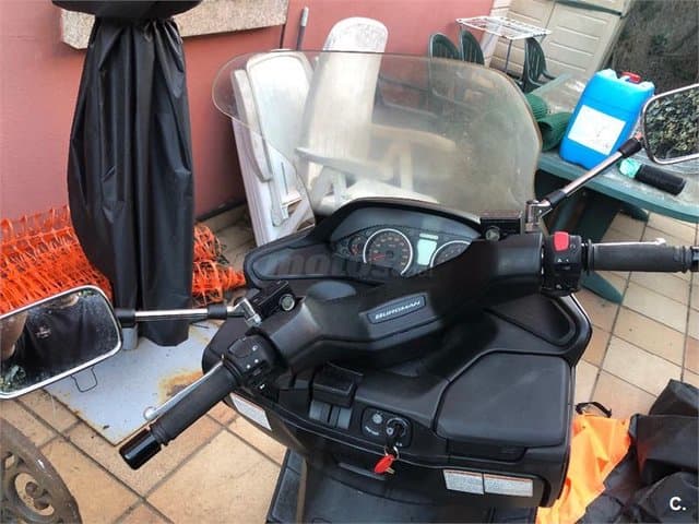 Suzuki BURGMAN 400 2300 € 2007 Pontevedra - 4