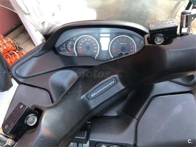 Suzuki BURGMAN 400 2300 € 2007 Pontevedra - 5