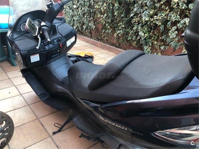 Suzuki BURGMAN 400 2300 € 2007 Pontevedra - 6