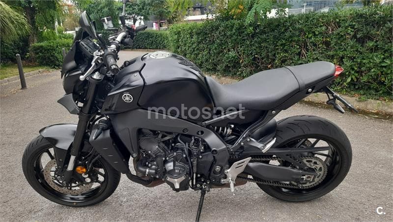 Yamaha MT 09 – Vista 1