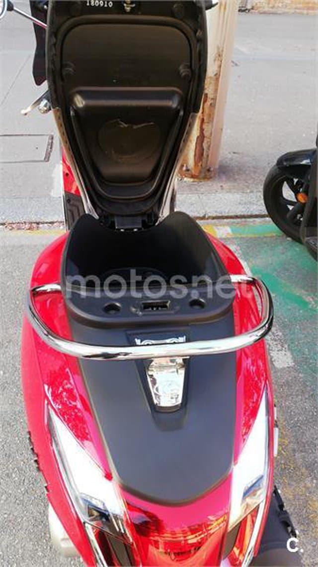 Kymco Like 125 2100 € 2021 Pontevedra - 4