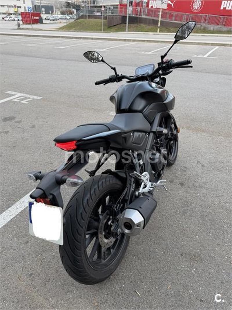 Yamaha MT-125 – Vista 6