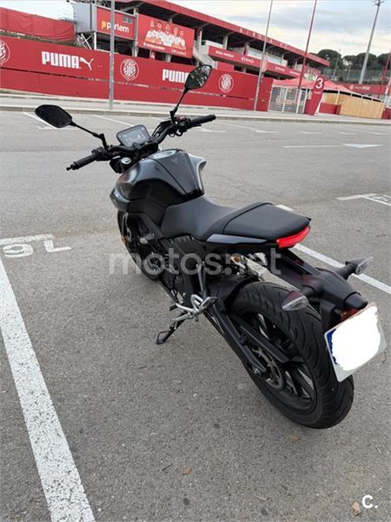 Yamaha MT-125 – Vista 7