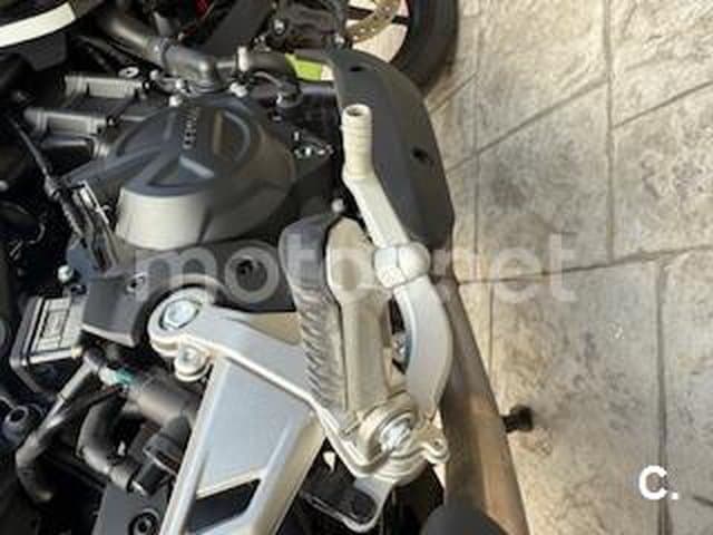 CFMOTO 450 NK 3999 € 2024 Castellón - 6