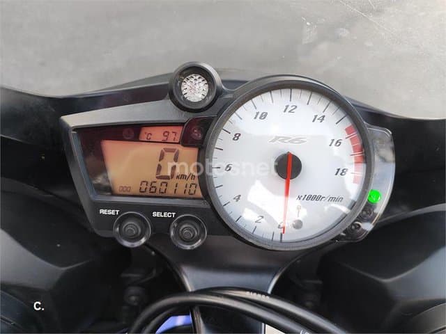 Yamaha YZF R6 3200 € 2004 Ourense - 7