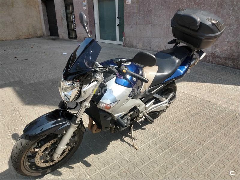 Suzuki GSR 600 – Vista 1